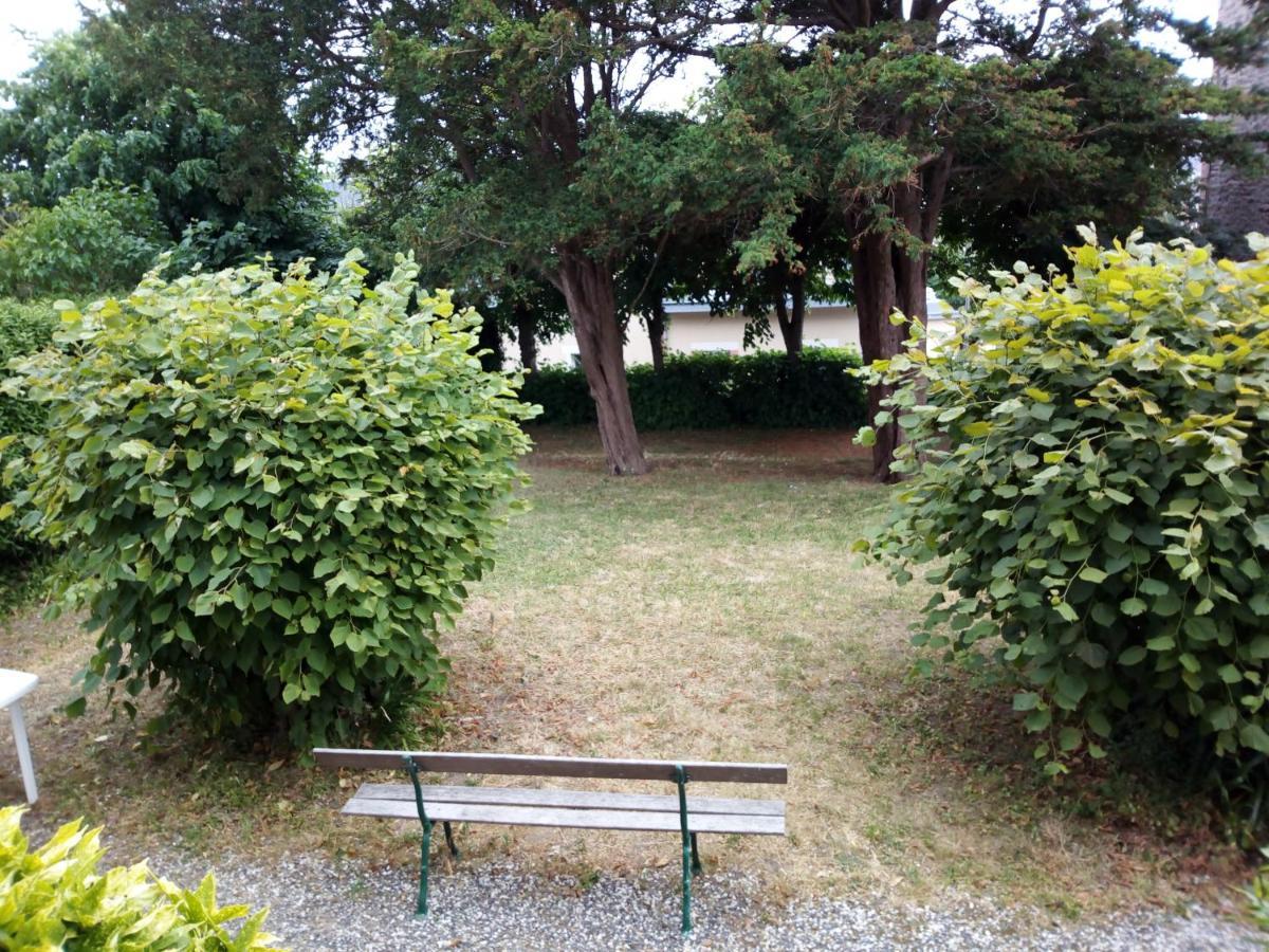 Apartment Petit Bijou A Pair Sur